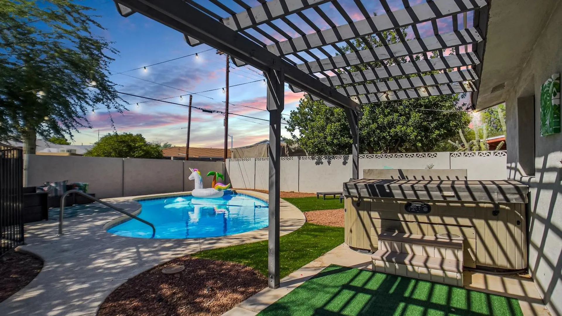 スコッツデール Old Town Oasis, Pool, Hot Tub & Prime Location!ヴィラ 0*,